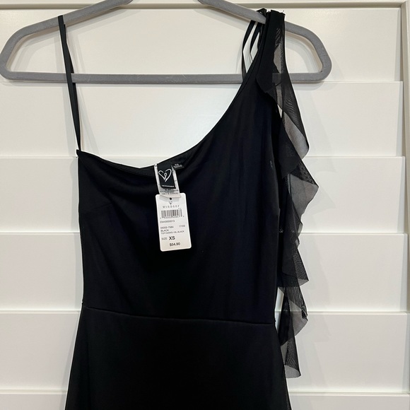 Windsor black flowy one shoulder ruffled slit dress, size XS NWT formal prom - Picture 3 of 8